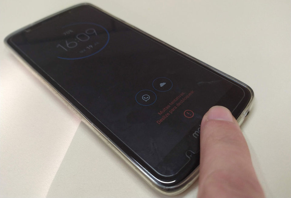 Hoje em dia praticamente todos os aparelhos intermediários e avançados possuem desbloqueio por biometria