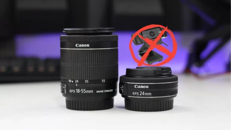 Comparativo entre duas lentes Canon sobre uma mesa branca, com um ícone de "proibido" sobre a webcam, ilustrando como usar o corpo da câmera como webcam de alta qualidade.