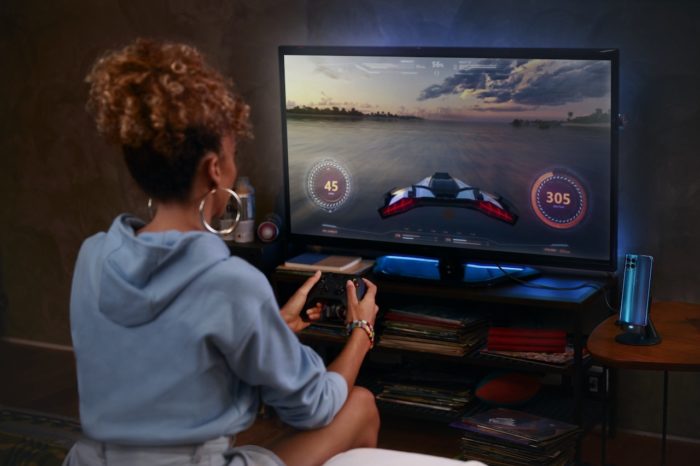 O Moto G100 se torna um videogame (Imagem: Divulgação/Motorola)