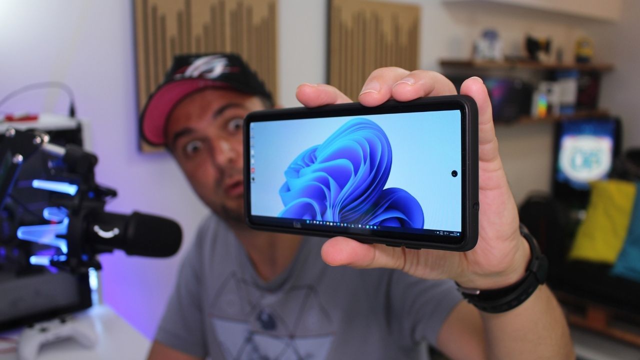 Windows 11 rodando em celular com Android