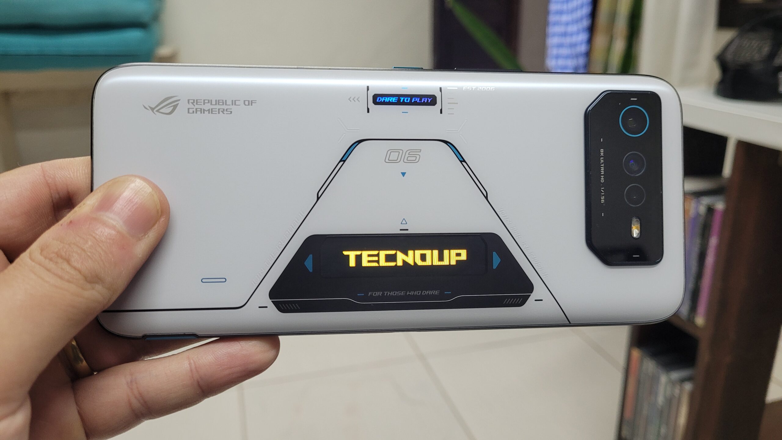 Rog Phone 6 Pro, celular é o gamer da Asus.
