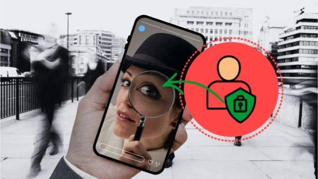 Mão segurando um smartphone que mostra uma mulher com uma lupa, com um ícone de escudo e cadeado sobreposto em destaque vermelho.